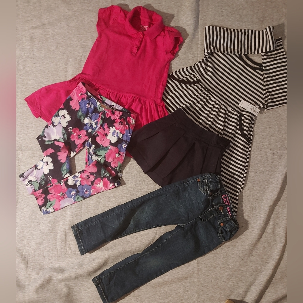 Small BUNDLE 3T& 4T clothing